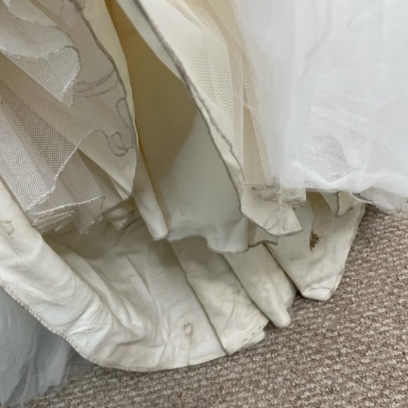 Mikaella mermaid wedding dress size 6 -021 - Picture 6 of 15